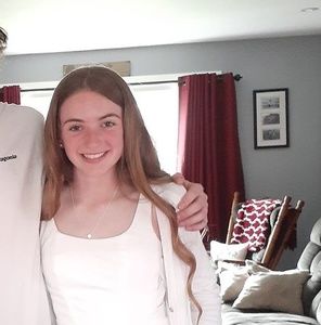 Meet your Posher, Sare